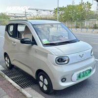 Nouvelle Énergie, Vente Chaude : Voiture Électrique Intelligente 5 Portes 4 Places 200-250kW, Éco à Basse Vitesse, 4 Roues, 60km/h, 70-90kWh