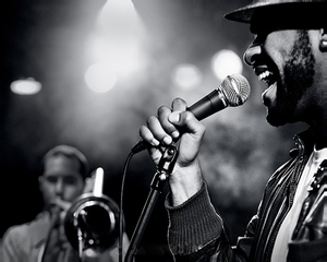 Micrófono Profesional SM58 con Cable, Micrófono de Condensador Cardioide Dinámico para Estudio y Karaoke - Product Image 4