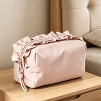 Sac de maquillage personnalisé à volants et fermeture éclair, écologique, vente en gros, sac cosmétique portable pour l'extérieur