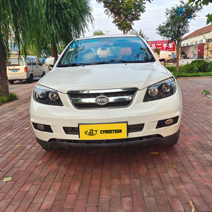 BYD S6 d'<span class=keywords><strong>occasion</strong></span>, modè<span class=keywords><strong>le</strong></span> 2014, 1.5TI, manuelle, Premium, SUV 5 places, conduite à gauche, voiture essence BYD économique, traction avant, SUV intermédiaire - Product Image 2