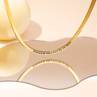 Dropshipping Bijoux plats pour femmes en or 18 carats Chaîne en os de serpent Gravure DIY Message secret Collier en acier inoxydable