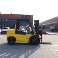 Chariot élévateur diesel compact QingCha 5 tonnes, chariots élévateurs haute performance : idéal pour les opérations d'entrepôt et de logistique