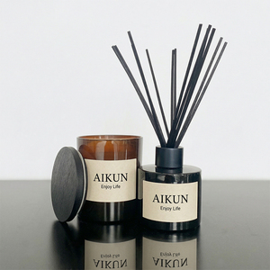 Ensemble diffuseur de parfum et bougie parfumée en cire de soja de luxe, fabrication OEM AIKUN, pour la décoration de la maison, la relaxation, le spa, cadeau - Product Image 1