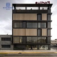 Lames d'ombrage solaires en aluminium : Solution de façade extérieure personnalisée pour la construction de tours de bureaux
