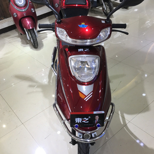 Model EV-4 Motorcycle Scooters V Classical Model 1200W 60V 20AH/72V 30AH Silent Brushless With CE - Product Image 1