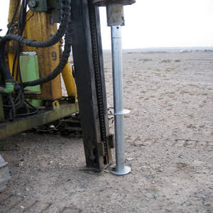 <span class=keywords><strong>Vente</strong></span> chaude, pieux hélicoïdaux <span class=keywords><strong>de</strong></span> qualité marine certifiés ISO9001 avec 100 m <span class=keywords><strong>de</strong></span> zinc et épaisseur personnalisable pour les fermes solaires côtières - Product Image 6