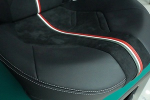 เบาะนั่งคาร์บอนไฟเบอร์แห้งคุณภาพสูงสไตล์ OEM สำหรับเฟอร์รารี่ SF90 488 296 GTB - Product Image 4