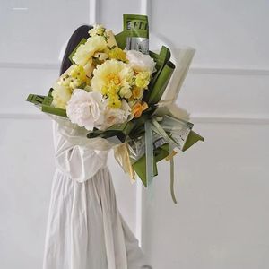 LUCIA impermeable periódico inglés papel de regalo ramo envoltura flor papel flor tienda suministros de embalaje - Product Image 5