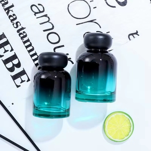 Botella Difusora de Vidrio Redonda de Lujo Personalizada de 100 ml y 150 ml, en Existencia, Difusor de Vidrio Vacío para Ambientador - Product Image 5
