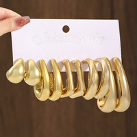 CLBX Lot de 10 boucles d'oreilles géométriques gouttelettes d'eau pour femmes, combo clous et cerceau en résine, vente en gros de bijoux de mode à la mode