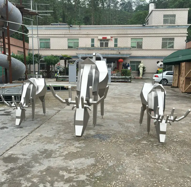 High quality stainless steel reindeer sculpture metal garden decoration