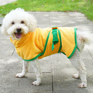 Peignoir de bain pour chien en tissu absorbant super doux, réglable, facile à porter, séchage rapide après la douche pour les chiots - Product Image 1