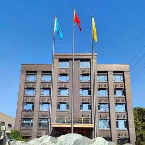 Mât de drapeau extérieur en acier inoxydable épais, résistant aux typhons, installation directe usine, hauteur personnalisable - Product Image 4