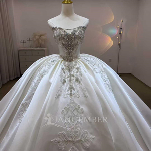 LSJJ138 Vestido de Novia de Gala con Manga Corta, Satén, Lentejuelas, Apliques de Cuentas, Cola de Corte y Largo hasta el Suelo - Product Image 2