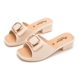 Sandálias Femininas Abertas para Todas as Estações Verão de Usar ao Ar Livre Antiderrapantes Anabela PVC Aumento de Altura Elegantes Sudeste Asiático - Product Image 3