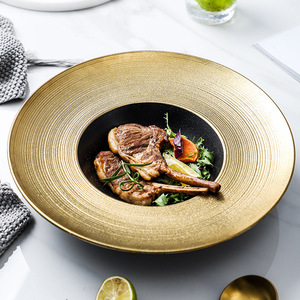 Assiettes <span class=keywords><strong>de</strong></span> luxe en porcelaine noire à bord doré, ensemble d'assiettes texturées pour collations et desserts, passe au micro-ondes, <span class=keywords><strong>plateau</strong></span> <span class=keywords><strong>de</strong></span> service moderne et minimaliste - Product Image 3