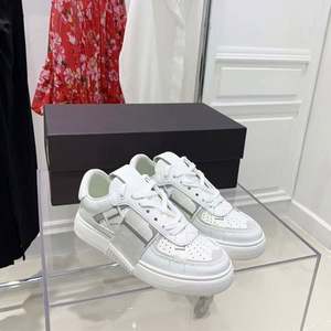 Zapatos de Diseñador de Moda, Calzado Moderno para Hombre y Mujer, Diseño Popular, Alta Calidad de Fábrica, Estilo Casual - Product Image 3