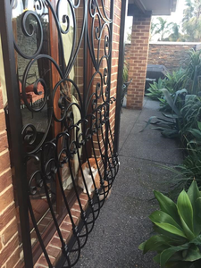 Оптовая продажа, высококачественный круглый Балконный забор, Кованые балясины для наружного применения - Product Image 4