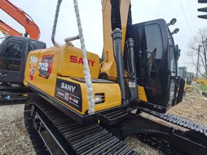 Excavatrice d'occasion Sany Sy135c Modèle 2018 Moteur complet et moteur 13 tonnes Excellentes performances et prix bon marché - Product Image 5