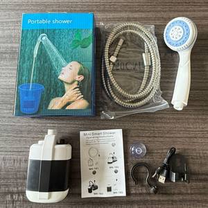 Douche de camping portable rechargeable en ABS étanche IPX7 avec cordon de 1,5 m pour voyages et bain décontracté - Idéale pour les excursions en plein air - Product Image 1