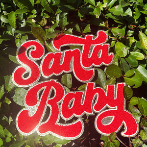 Parche de prensa de calor con letras de bebé de Papá Noel, parches bordados de chenilla con purpurina grande de Navidad personalizados para ropa - Product Image 1