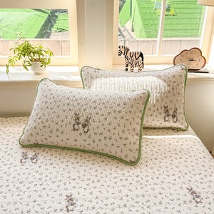 Juego de Tres Piezas de Cubrecama Acolchado de Doble Capa de Gasa con Relleno de Algodón de 60 Hilos, Diseño Simple con Costuras, para el Hogar - Product Image 5