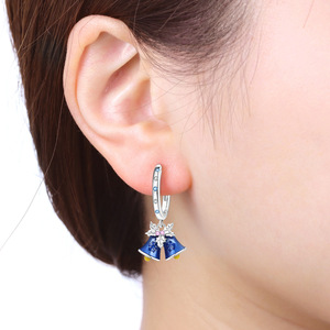 ต่างหูห่วงสีขาวทองแดงประดับระฆังสีน้ำเงิน ขายส่ง ต่างหูห่วงดีไซน์เฉพาะระดับไฮเอนด์สำหรับผู้หญิง - Product Image 5