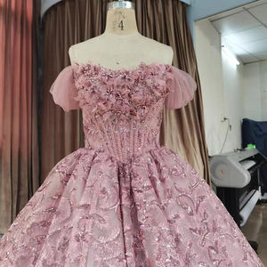 ชุดราตรีออกงานปาร์ตี้แต่งขนนกสีชมพูสวยหรู แบบเปิดไหล่ รุ่น Jancember 7757-1 - Product Image 6