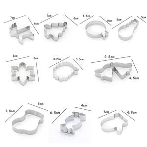 Juego de 10 Cortadores de Galletas de Acero Inoxidable, Accesorios de Cocina para Hornear Galletas Navideñas, Hechos de Metal - Product Image 2