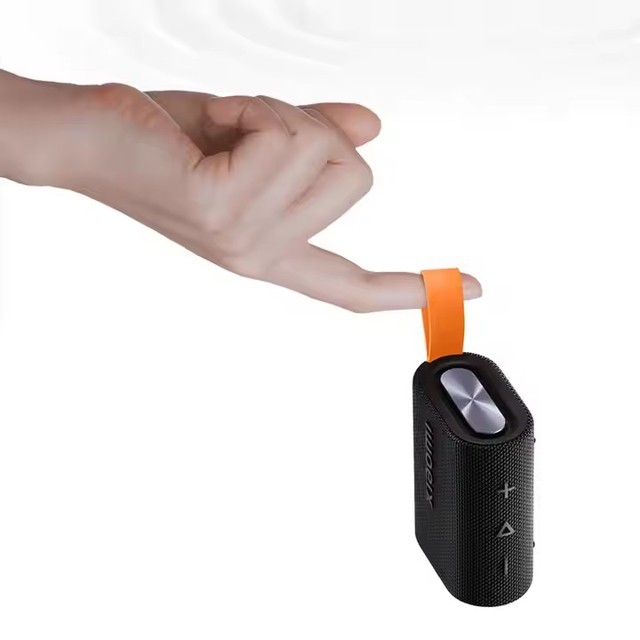 In Stock Canada Warehouse Global Version Waterproof Long Play Time Xiao Mi Pocket Portable Outdoor Speaker 5W