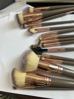 Pinceau de maquillage vegan professionnel à double face avec logo personnalisé