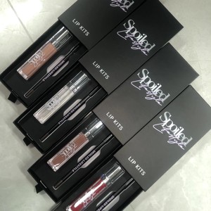 2 in 1 <span class=keywords><strong>Lipgloss</strong></span> dan <span class=keywords><strong>Lip</strong></span> Liner Box Set Lipstik Tahan Air <span class=keywords><strong>Lip</strong></span> <span class=keywords><strong>Gloss</strong></span> Matte Pigmentasi Tinggi Nude Vegan Liquid <span class=keywords><strong>Lip</strong></span> Kit - Product Image 4