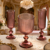 Vente en gros Gobelet personnalisé de couleur vintage gaufré résistant à la chaleur Gobelets à vin en verre pour boire du jus de bière Gobelets à vin en verre