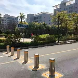 Katlanabilir paslanmaz çelik trafik koruma direkleri yol yolları için önceden döküm mobil güvenlik bariyeri - Product Image 2