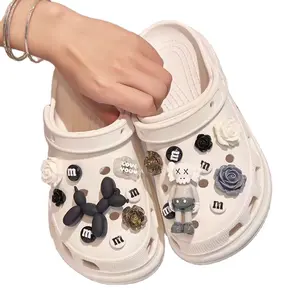 Nieuwe 2024 Lage Prijs Platte Sandalen Schoenen Charme Pvc Custom Bedels Voor Croc Kids Schoen Decoraties