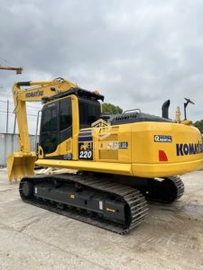 Excavatrice sur chenilles Komatsu PC220 d'occasion du Japon, 22 tonnes, matériel de terrassement d'occasion, Komatsu PC210 PC240, pelle hydraulique à vendre - Product Image 2