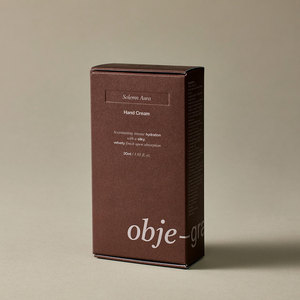 Objegrance Solemne Aura Crema de manos Polvo ligero no pegajoso Sensación Humedad de larga duración Boquilla estrecha Clima caliente - Product Image 2