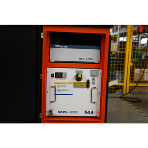 Machine de nettoyage à fibre haute vitesse Raytu 2000W pour acier inoxydable/aluminium/acier au carbone, refroidissement par air, utilisation facile - Product Image 6