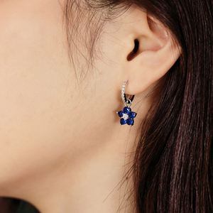 Aretes Colgantes Dylam Elegantes con Forma de Estrella y Flor, Plateados en Rodio, Plata S925, Regalo Festivo para Mujer, Navidad, Año Nuevo 2024 - Product Image 2
