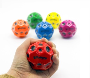 Sıcak Satış 2024 Renkli Zıplayan Uzay Topları Hafif 6CM Stres Giderici PU Köpük Spor Oyuncağı Unisex İç Mekan Dış Mekan Çocuklar İçin - Product Image 1