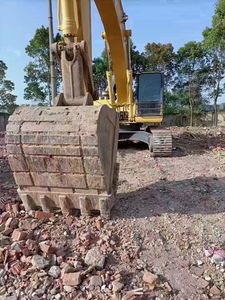 Excavatrices d'occasion Komatsu PC300 Excavatrices sur chenilles 30 tonnes | Machines lourdes d'origine du Japon pour les mines et les carrières - Product Image 2