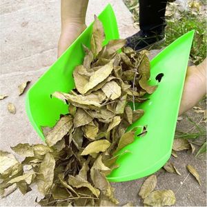 Râteau de jardin extérieur de qualité industrielle avec manche en plastique durable et <span class=keywords><strong>pince</strong></span> à feuilles épaissie pour un retrait efficace des déchets de pelouse - Product Image 3