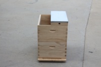 Kiefer-Bienenstockkasten Bienenstockprodukte aus Holz neue Farmen Kiefernholz Australien Bienenstock hat Online-Unterstützung zur Verfügung gestellt Zorue