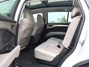 รถยนต์มือสอง ปี 2023 Q5 E-tron SUV พวงมาลัยซ้าย เกียร์อัตโนมัติ กล้องมองหลัง เบาะหนัง ยาง R19 หลังคาพาโนรามา Q5e-tron Vi - Product Image 4