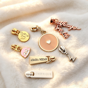 Deslizadores de Cremallera de Aleación de Zinc con Logotipo Personalizado, Tiradores Metálicos Sin Níquel para Bolsas de Ropa y Equipaje - Product Image 2