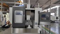 CNC 5 axes fraiseuse pièces AMC650 cnc machine centre d'usinage vertical
