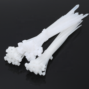 최적의 가격 자동 잠금 나일론 66 케이블 지퍼 타이 4.<span class=keywords><strong>8</strong></span>*150mm 6 인치 케이블 와이어 관리를 위한 흰색 플라스틱 타이 스트랩