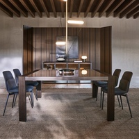Chaise de salle à manger moderne minimaliste italienne haut de gamme, revêtement en cuir véritable, structure en acier, durable et stable pour la maison, l'hôtel, le restaurant