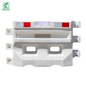 Highway T2 Durable HDPE Traffic <b>Safety</b> Isolation Barrier for Road Use Pedestrian Water Filled Barrier High Visibility <b>Roadway</b> - Product Image 3