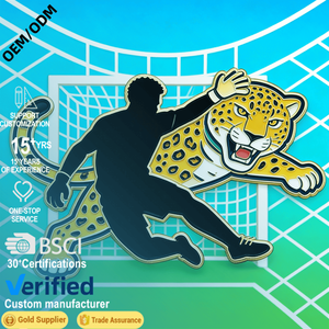 Badge en métal émaillé personnalisé pour supporter de <span class=keywords><strong>football</strong></span> - Design antique/moderne Histoire de fan - Product Image 1